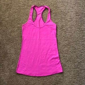 Lululemon size 2 fitted tank